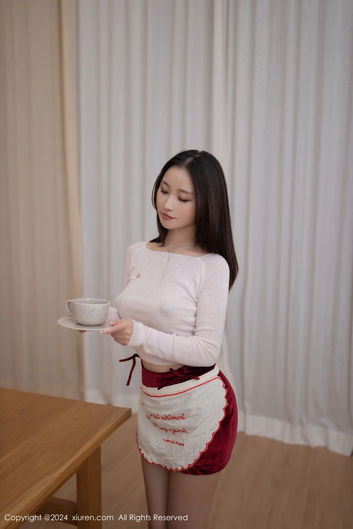 [[XiuRen秀人网]秀人网]No.9255_模特杏子Yada性感白色T恤露黑色蕾丝内衣秀曼妙身姿诱惑写真82P