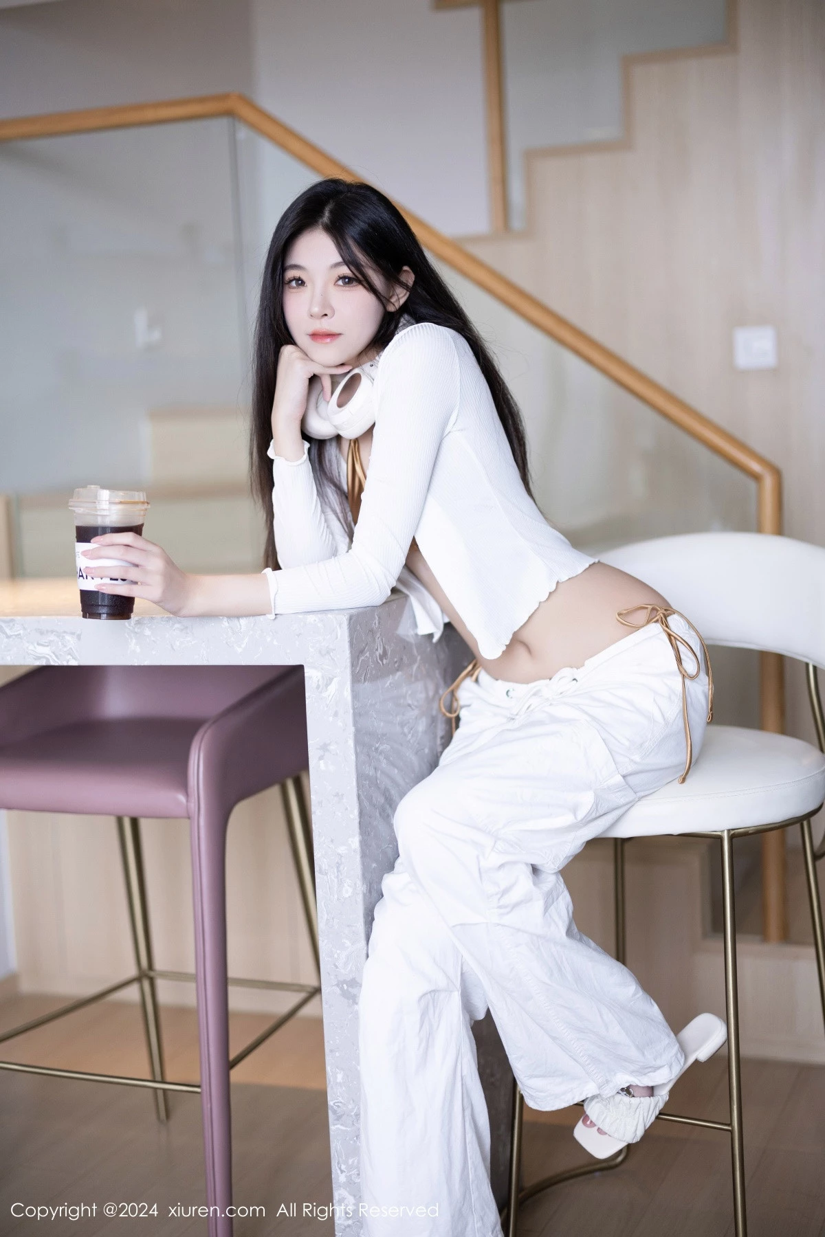 [[XiuRen秀人网]秀人网]No.9262_模特初梦瑶性感金色比基尼+红色情趣内衣秀完美身材诱惑写真83P