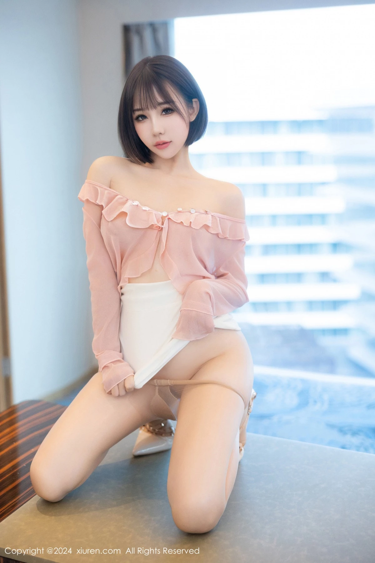 [[XiuRen秀人网]秀人网]No.9273_模特波巧酱浴室场景粉色上衣配超薄肉丝湿身秀惹火身材诱惑写真79P