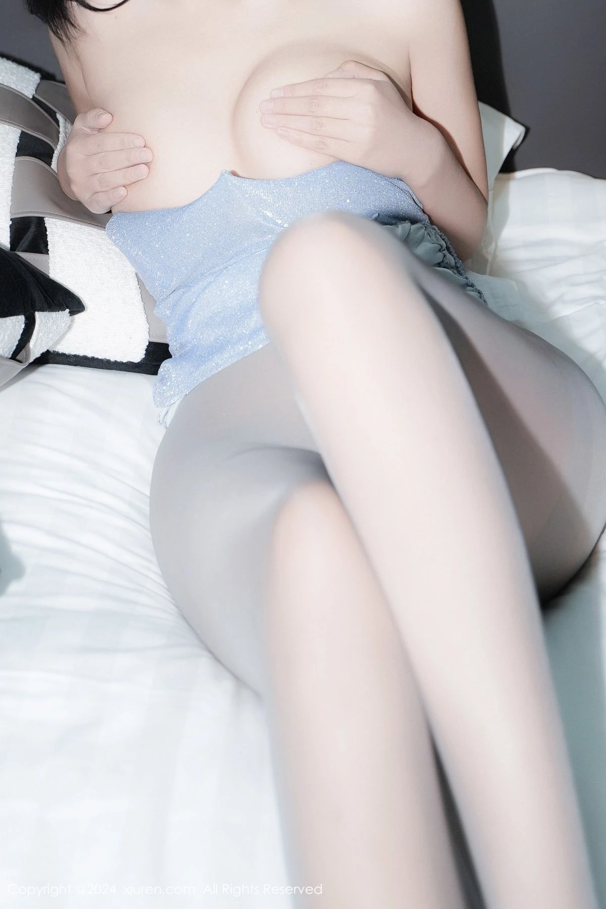 [[XiuRen秀人网]秀人网]No.9278_新人模特想做你的猫.性感银灰连衣短裙配超薄丝袜秀美腿诱惑写真79P