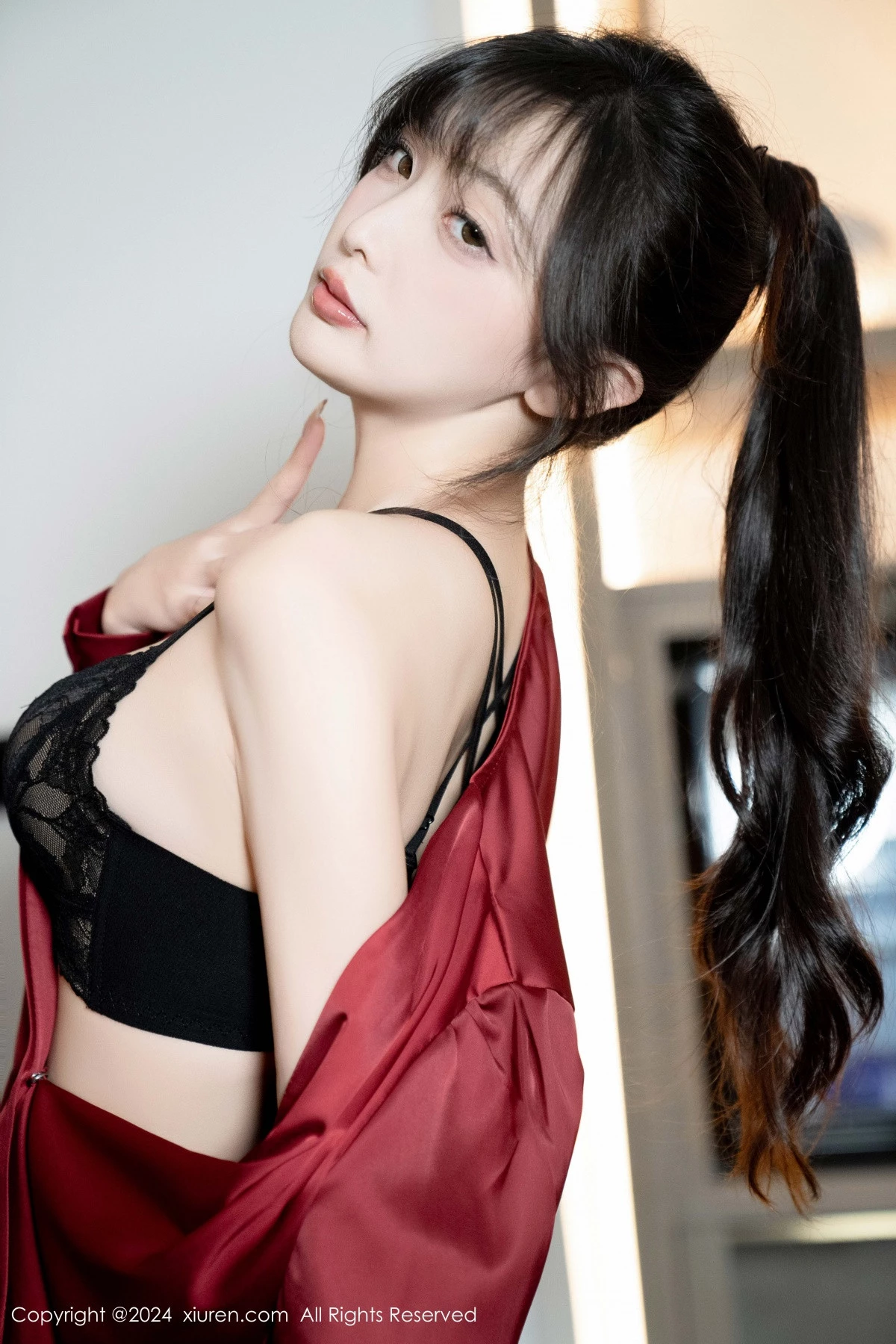 [[XiuRen秀人网]秀人网]No.9299_模特林星阑私房性感黑色蕾丝内衣配开档黑丝秀曼妙身姿诱惑写真94P