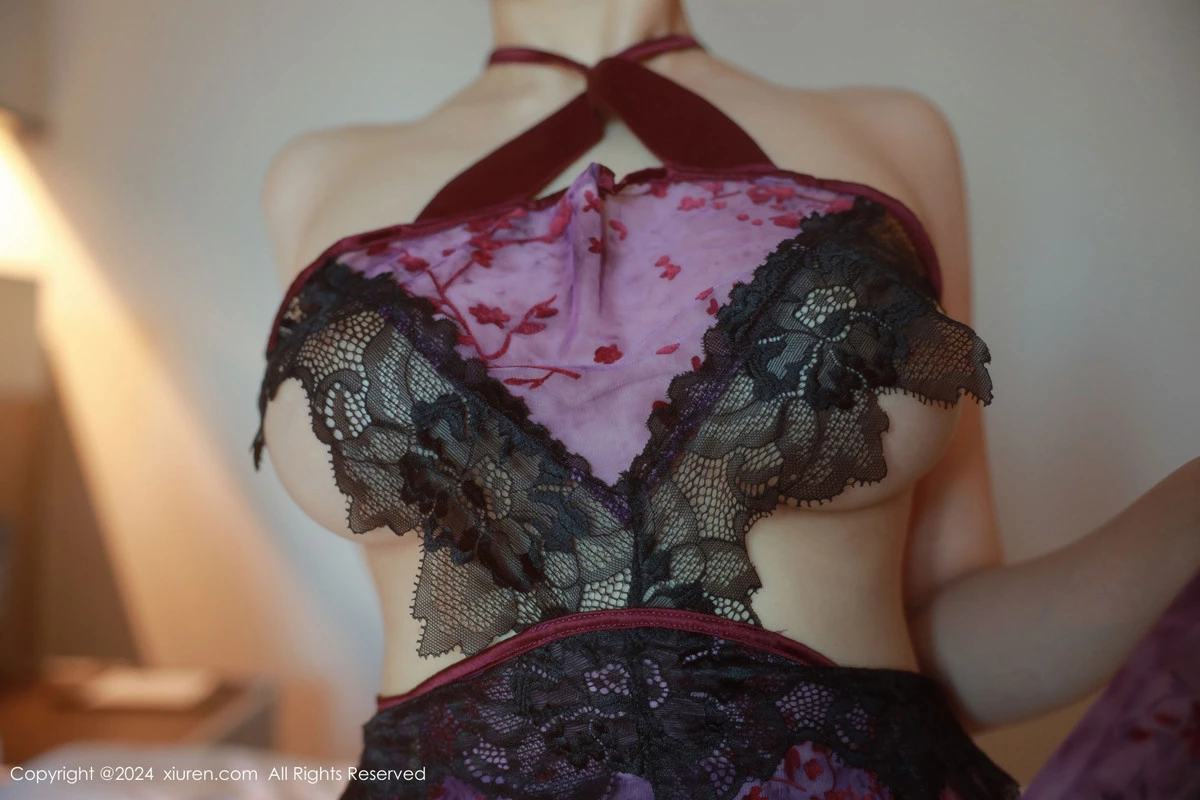[[XiuRen秀人网]秀人网]No.9292_模特唐翩翩性感紫黑色情趣内衣配黑丝吊袜秀完美身材诱惑写真87P