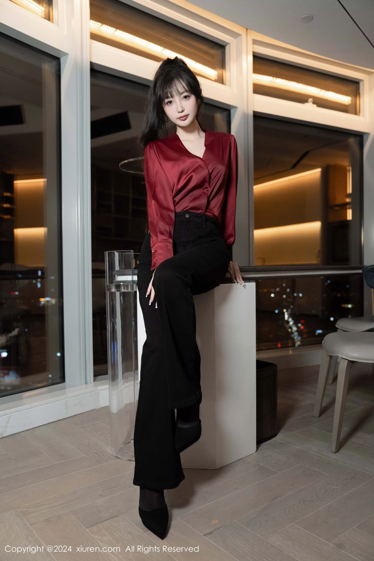 [[XiuRen秀人网]秀人网]No.9299_模特林星阑私房性感黑色蕾丝内衣配开档黑丝秀曼妙身姿诱惑写真94P