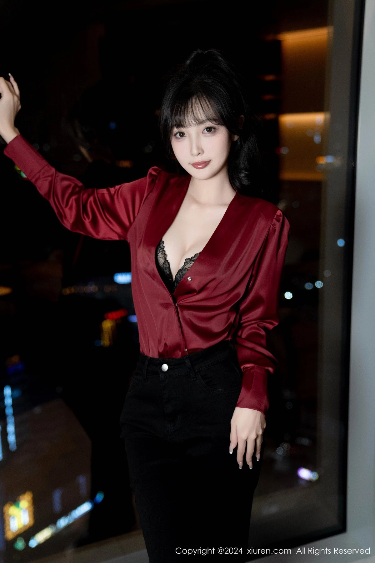 [[XiuRen秀人网]秀人网]No.9299_模特林星阑私房性感黑色蕾丝内衣配开档黑丝秀曼妙身姿诱惑写真94P