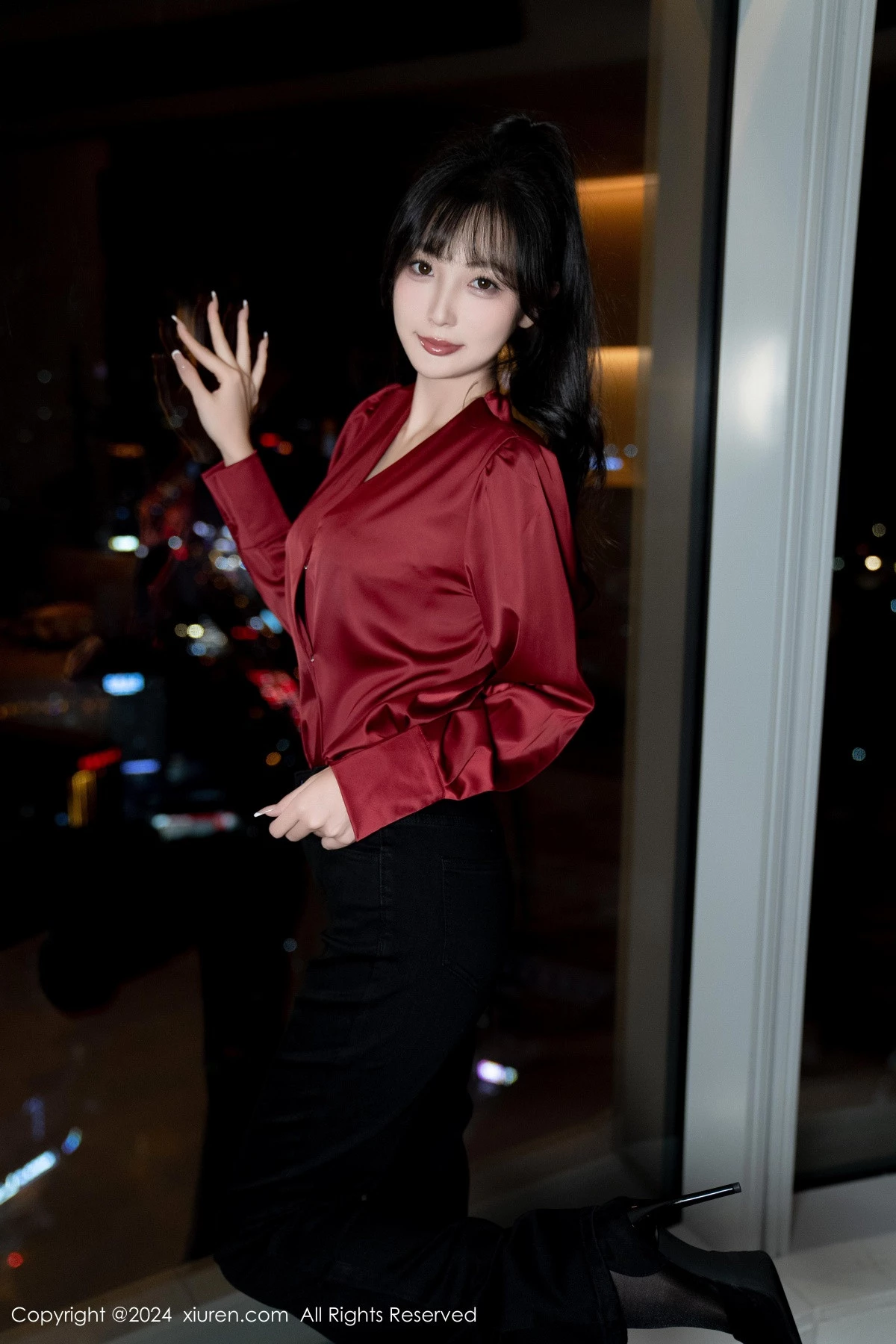 [[XiuRen秀人网]秀人网]No.9299_模特林星阑私房性感黑色蕾丝内衣配开档黑丝秀曼妙身姿诱惑写真94P