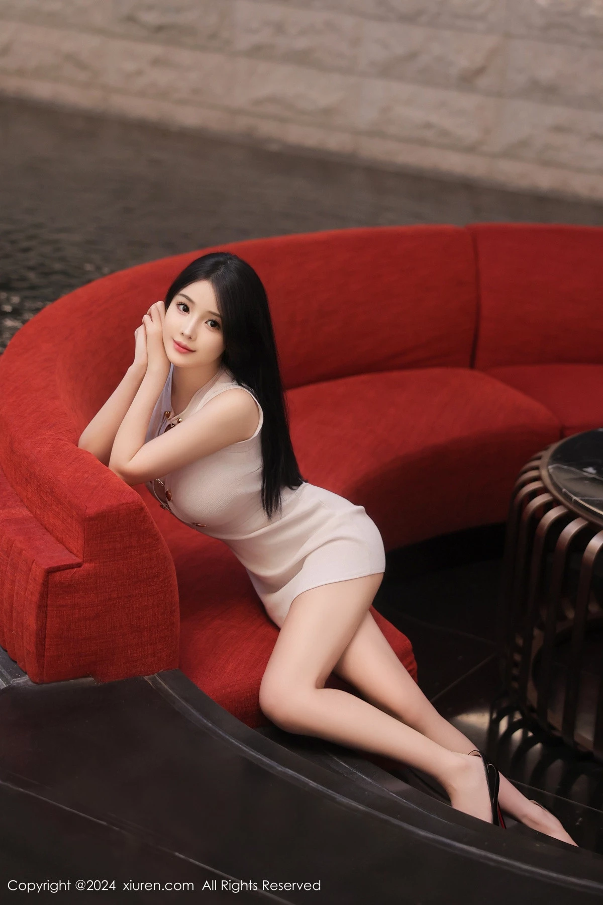 [[XiuRen秀人网]秀人网]No.9300_模特软软酱性感白色连衣短裙配黑丝吊袜秀丰满身材撩人诱惑写真74P