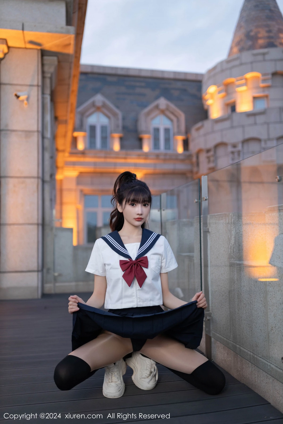 [[XiuRen秀人网]秀人网]No.9305_模特陆萱萱性感JK制服+黑色高叉连体衣配黑丝袜秀美腿诱惑写真80P