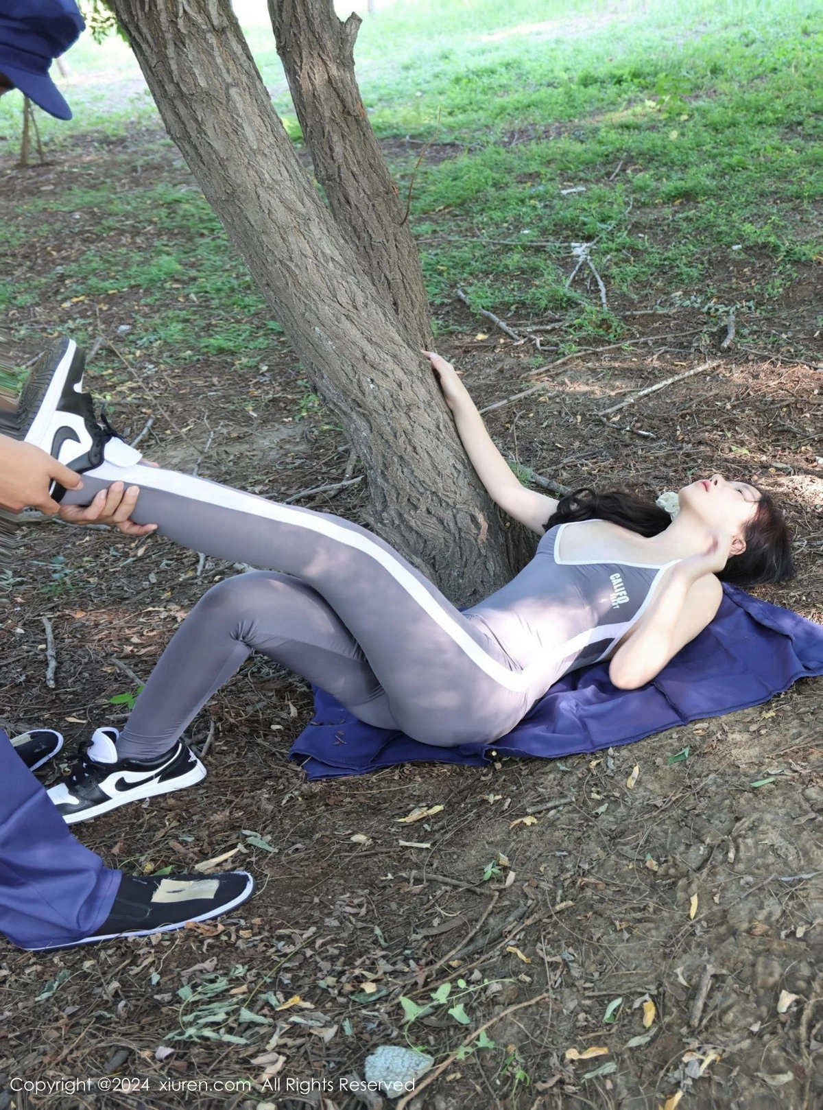 [[XiuRen秀人网]秀人网]No.9311_模特小薯条nienie晨跑主题性感灰色运动服饰秀完美身材诱惑写真92P