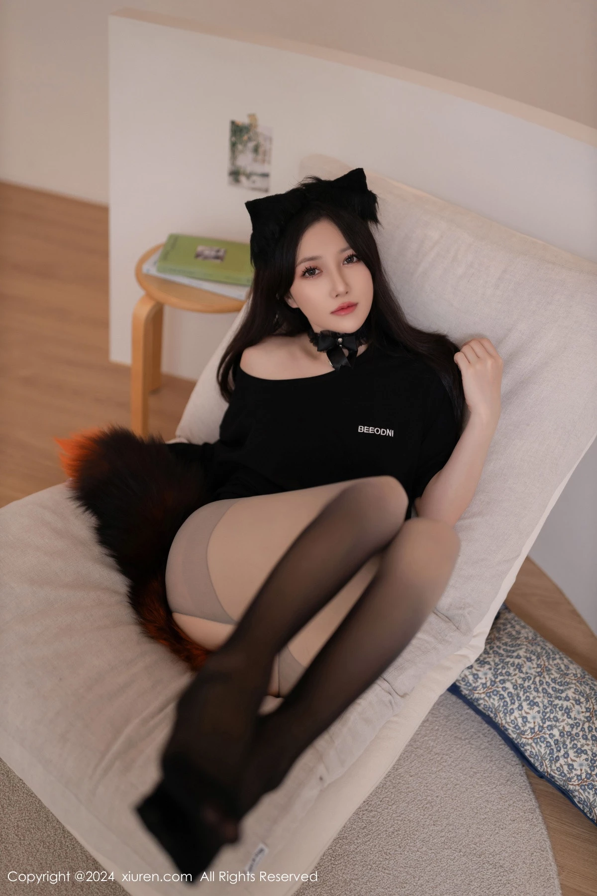 [[XiuRen秀人网]秀人网]No.9314_模特鱼子酱Fish性感狐狸装扮露超薄黑丝秀曼妙身姿撩人诱惑写真80P