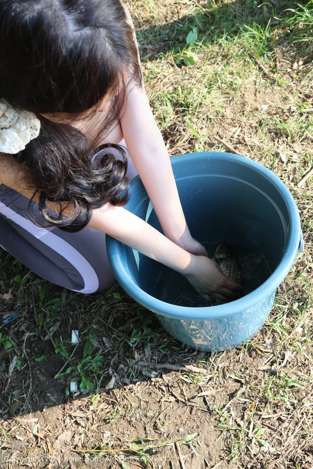 [[XiuRen秀人网]秀人网]No.9311_模特小薯条nienie晨跑主题性感灰色运动服饰秀完美身材诱惑写真92P