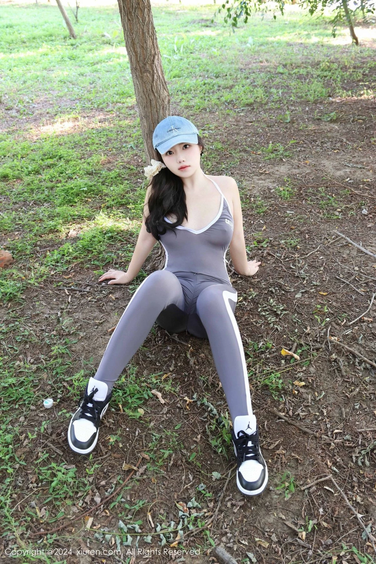 [[XiuRen秀人网]秀人网]No.9311_模特小薯条nienie晨跑主题性感灰色运动服饰秀完美身材诱惑写真92P