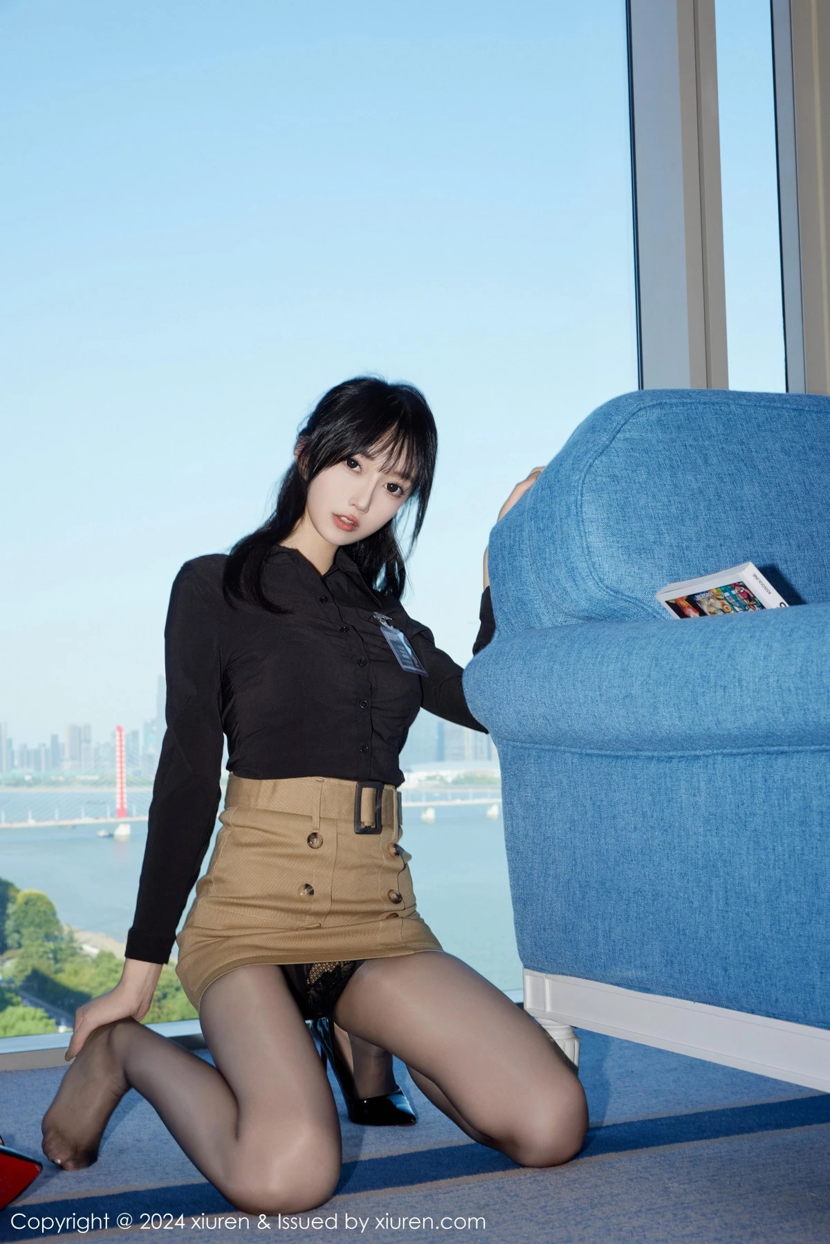 [[XiuRen秀人网]秀人网]No.9309_模特玥儿玥er性感黑色情趣服饰配开档黑丝秀曼妙身姿诱惑写真72P