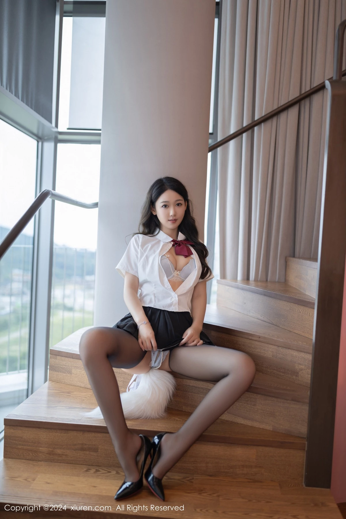 [[XiuRen秀人网]秀人网]No.9174_模特唐安琪私房JK制服配开档黑丝露性感内衣秀曼妙身姿诱惑写真84P