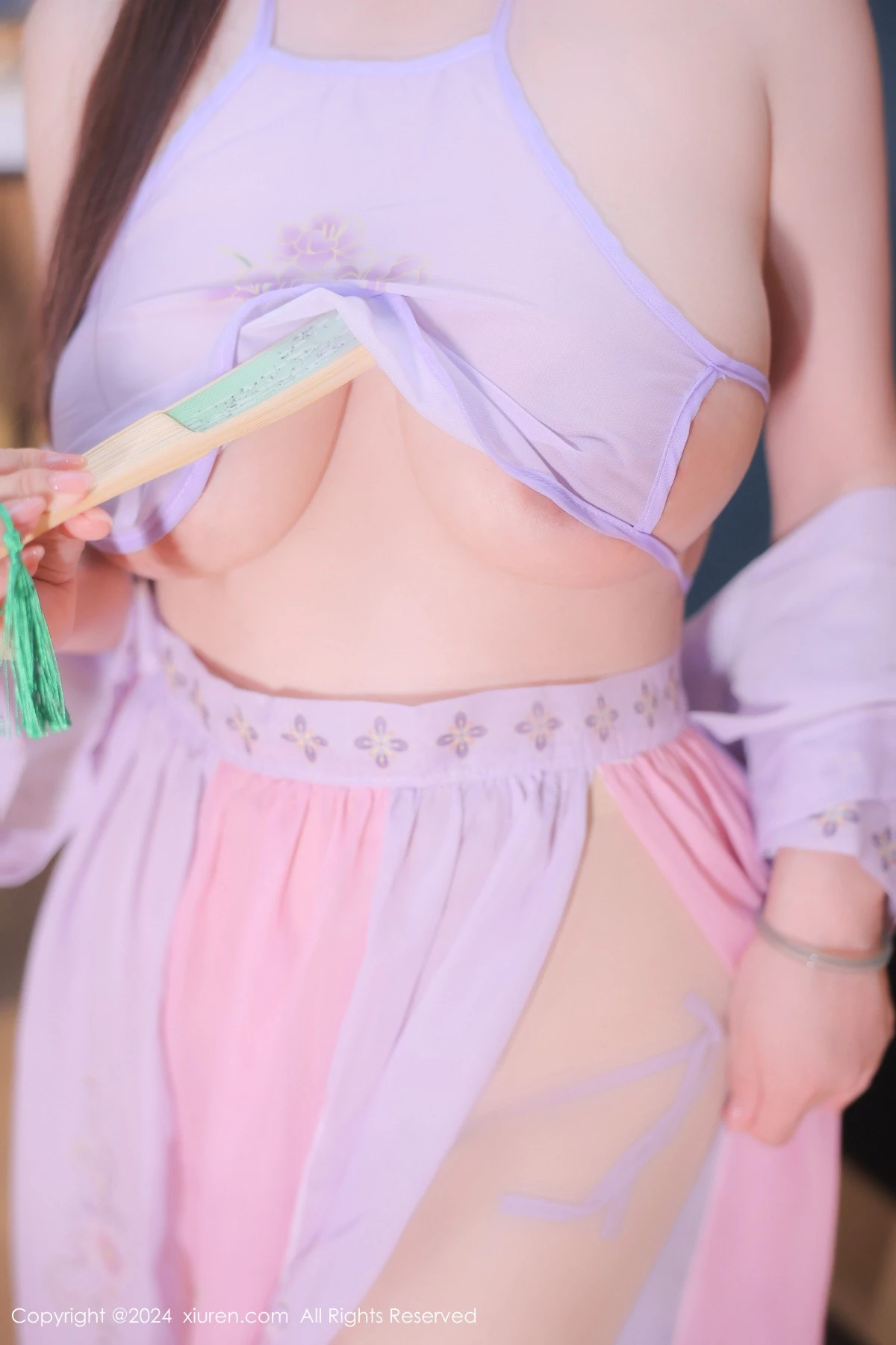 [[XiuRen秀人网]秀人网]No.9178_模特小肉肉咪性感紫色古装服饰配超薄肉丝秀凹凸身材诱惑写真79P