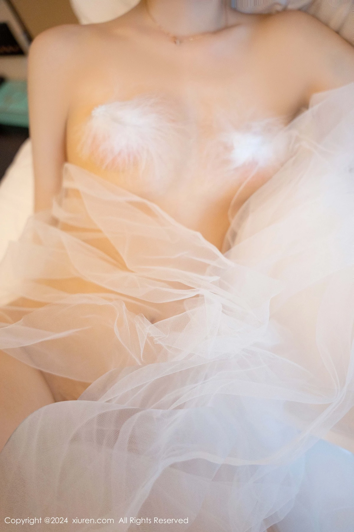 [[XiuRen秀人网]秀人网]No.9318_模特白芷yy私房性感透明白纱露白色情趣内衣秀火辣身材诱惑写真76P