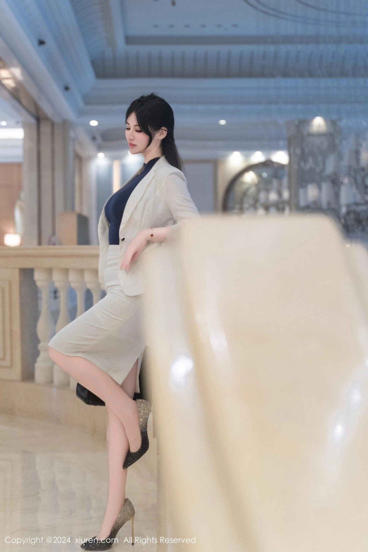 [[XiuRen秀人网]秀人网]No.9319_模特诗诗kiki酒店剧情性感白衬衫配超薄肉丝秀曼妙身姿诱惑写真98P