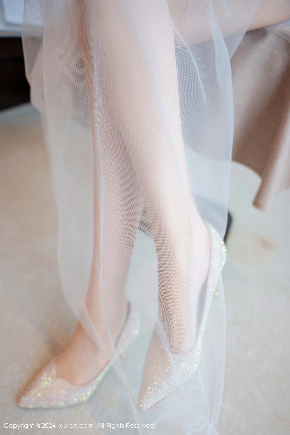 [[XiuRen秀人网]秀人网]No.9318_模特白芷yy私房性感透明白纱露白色情趣内衣秀火辣身材诱惑写真76P
