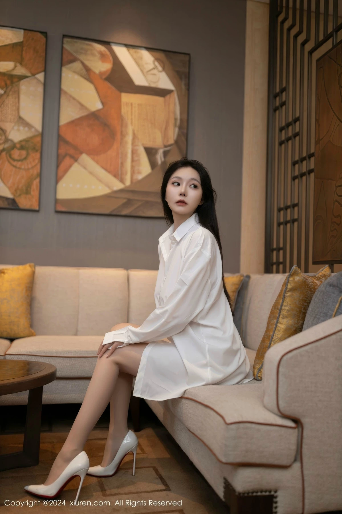[[XiuRen秀人网]秀人网]No.9362_模特安然anran私房性感白色衬衫配肉色丝袜秀柔美身姿诱惑写真82P