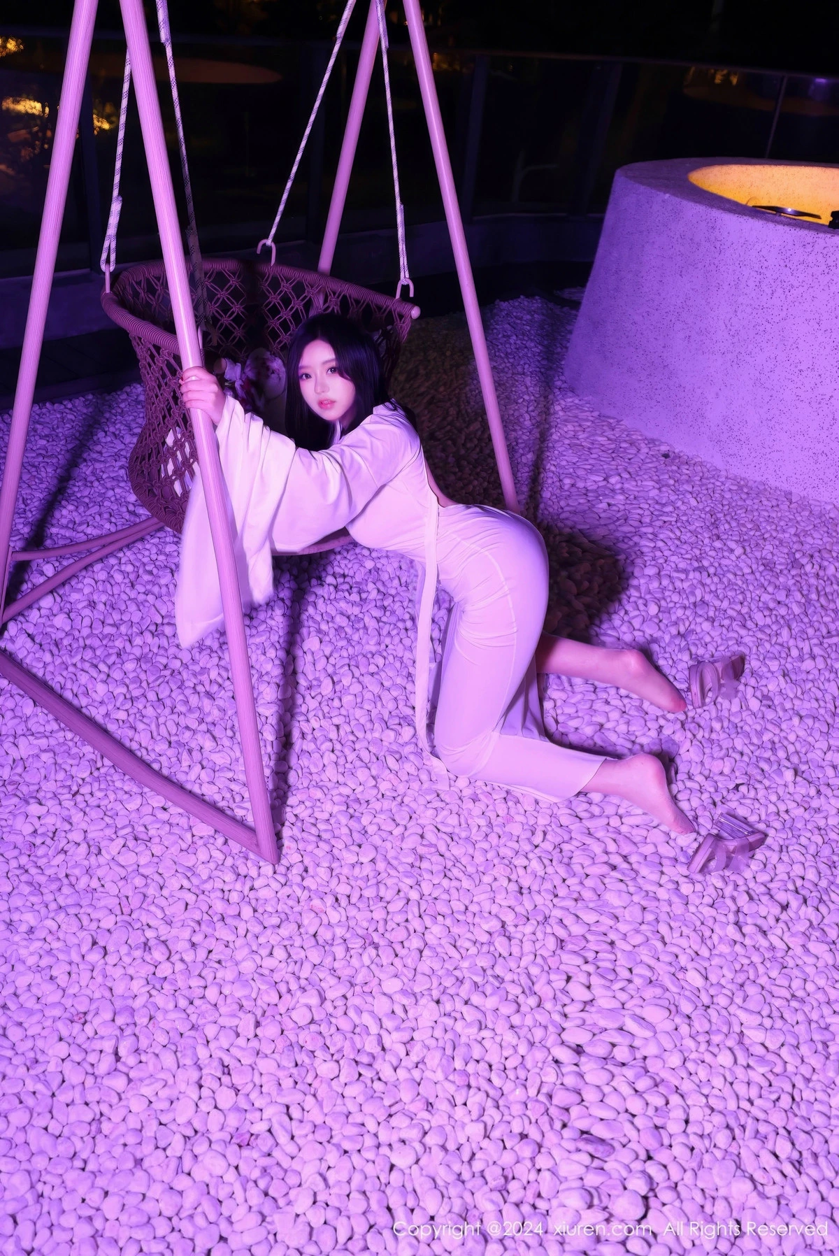 [[XiuRen秀人网]秀人网]No.9376_模特小薯条nienie白色连衣裙+红色情趣服饰秀曼妙身姿诱惑写真81P