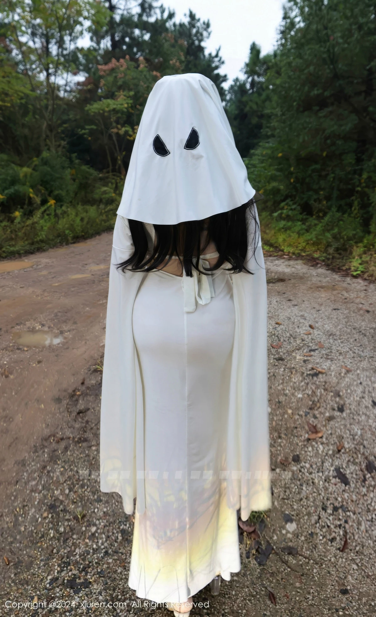 [[XiuRen秀人网]秀人网]No.9376_模特小薯条nienie白色连衣裙+红色情趣服饰秀曼妙身姿诱惑写真81P