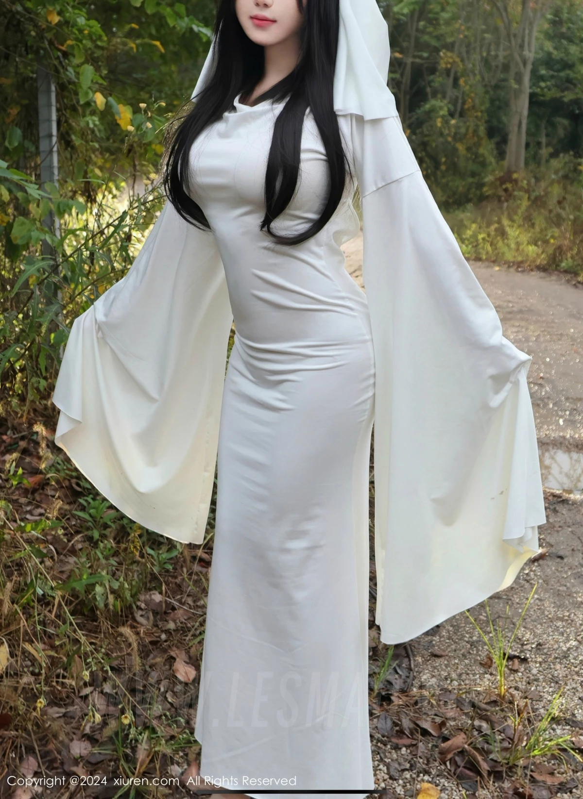 [[XiuRen秀人网]秀人网]No.9376_模特小薯条nienie白色连衣裙+红色情趣服饰秀曼妙身姿诱惑写真81P