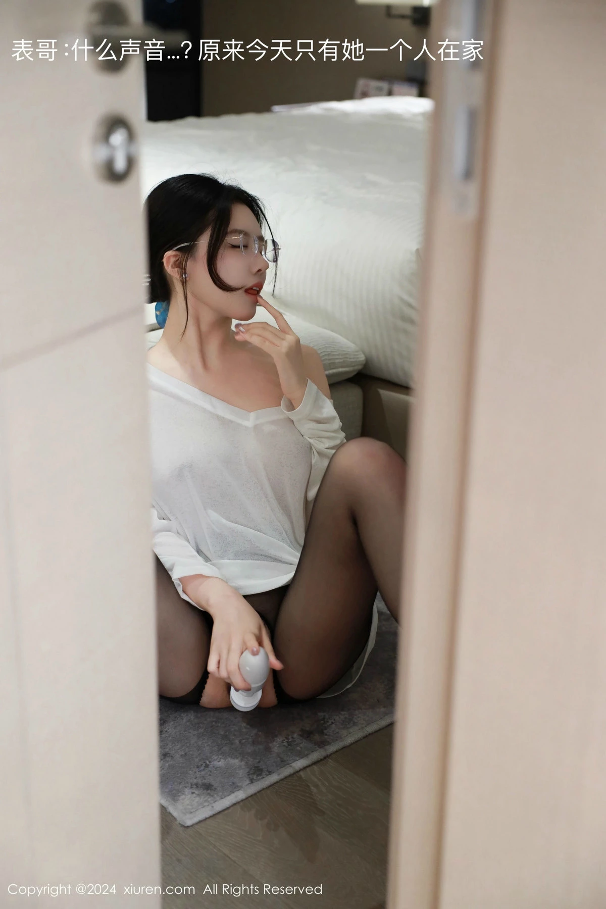 [[XiuRen秀人网]秀人网]No.9385_模特唐翩翩私房性感白色轻透上衣配开档黑丝秀完美身材诱惑写真66P