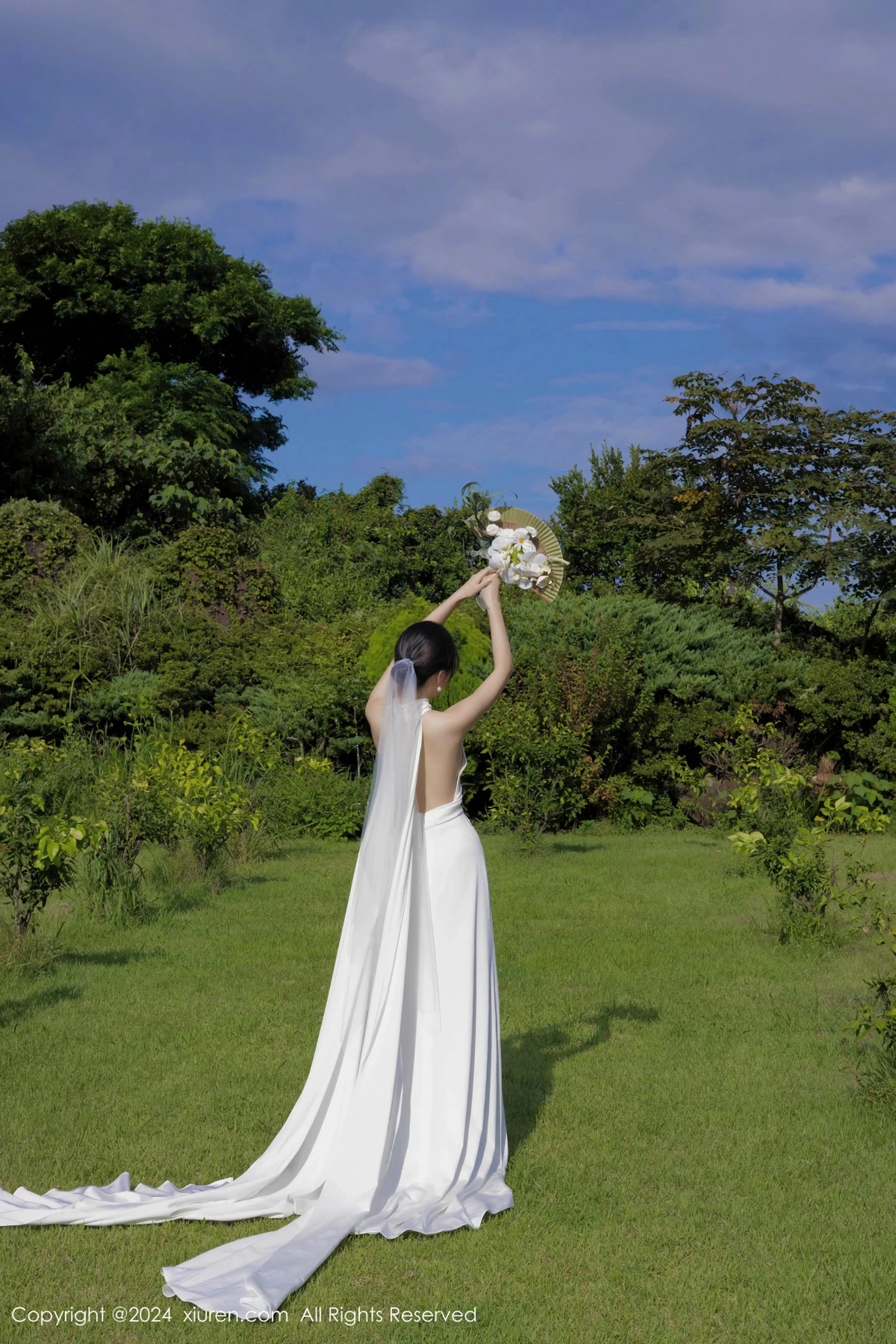 [[XiuRen秀人网]秀人网]No.9387_模特鱼子酱Fish婚礼主题性感白色婚纱配白丝袜秀曼妙身姿诱惑写真81P