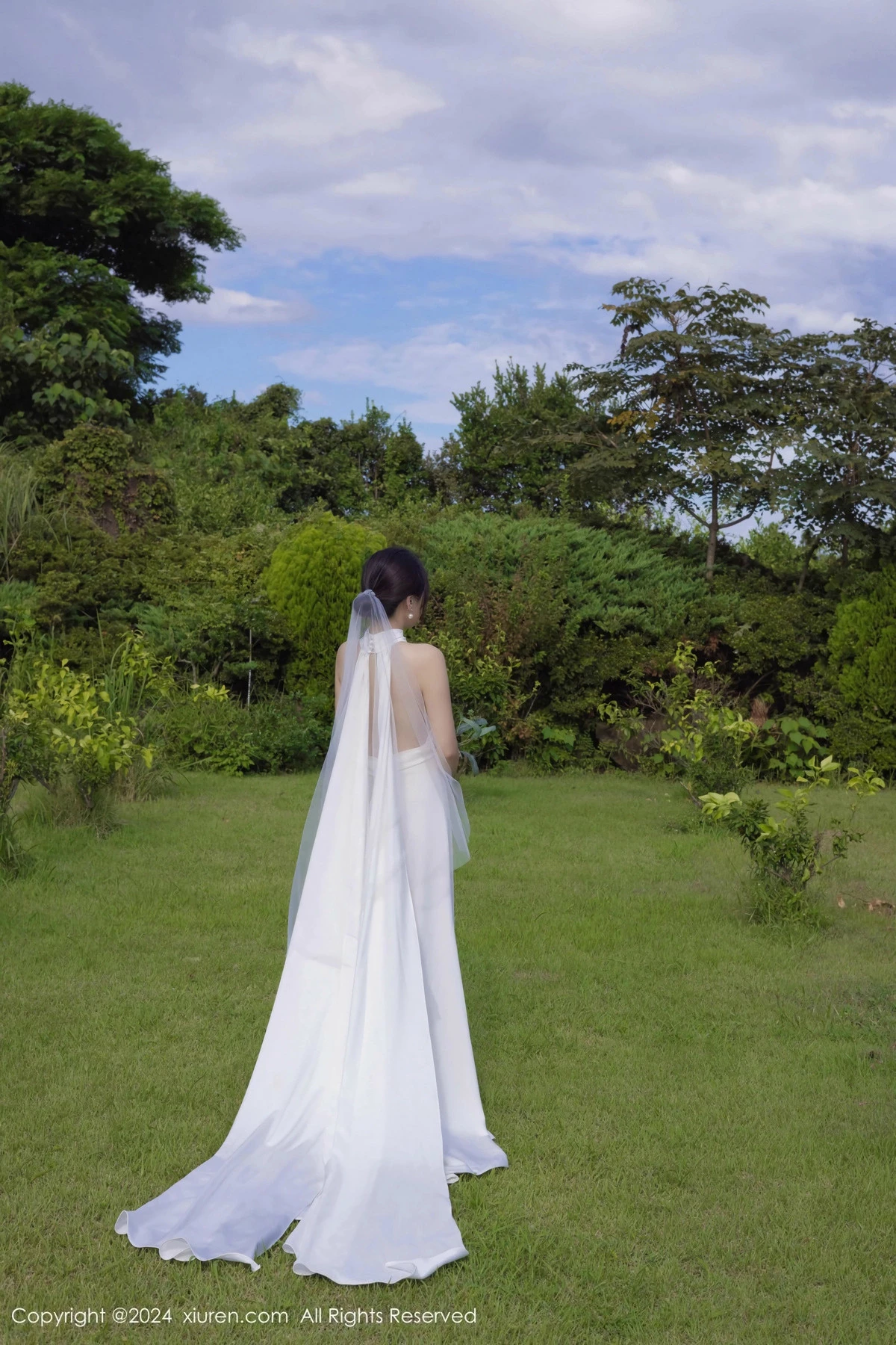 [[XiuRen秀人网]秀人网]No.9387_模特鱼子酱Fish婚礼主题性感白色婚纱配白丝袜秀曼妙身姿诱惑写真81P