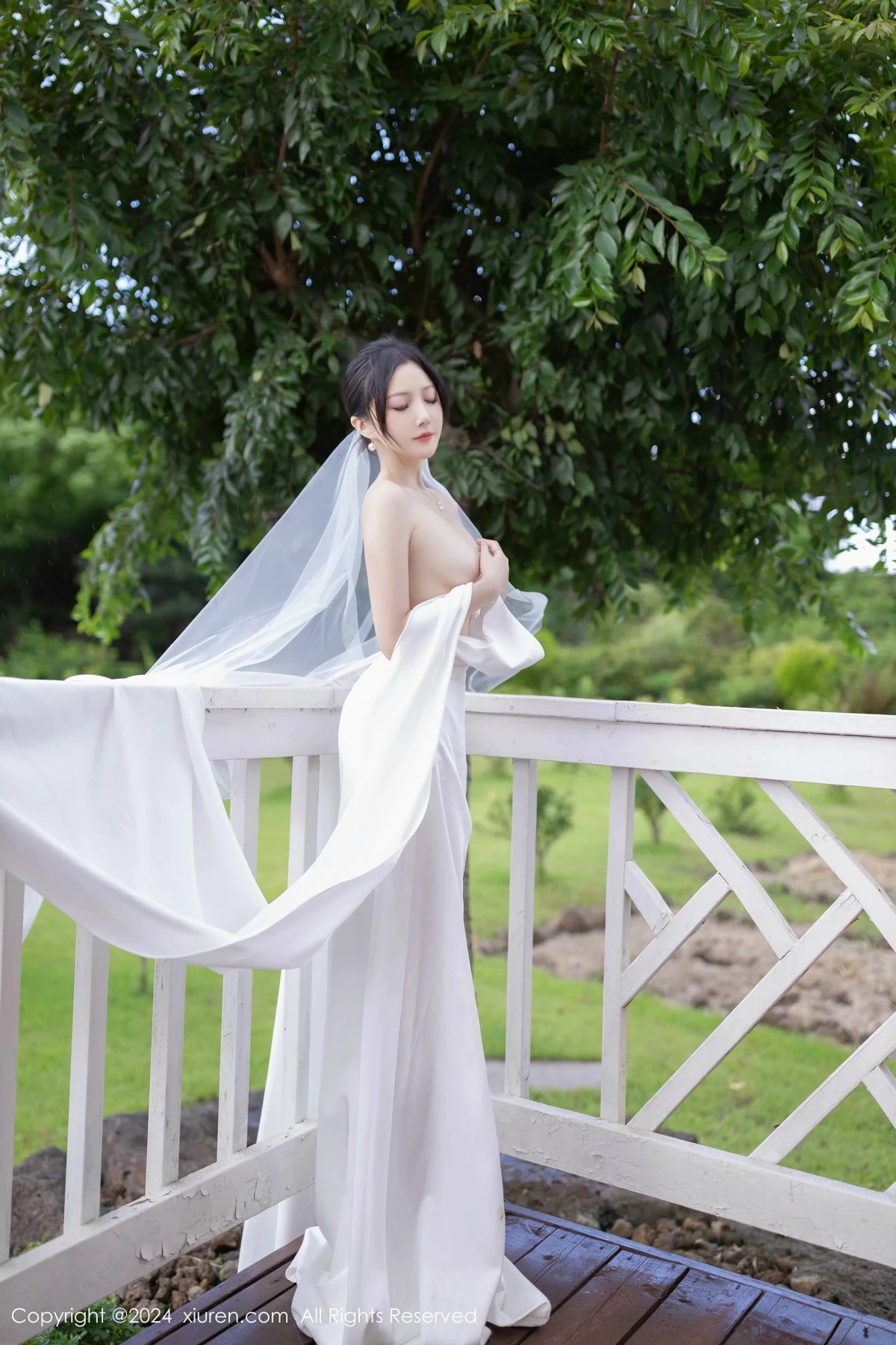 [[XiuRen秀人网]秀人网]No.9387_模特鱼子酱Fish婚礼主题性感白色婚纱配白丝袜秀曼妙身姿诱惑写真81P