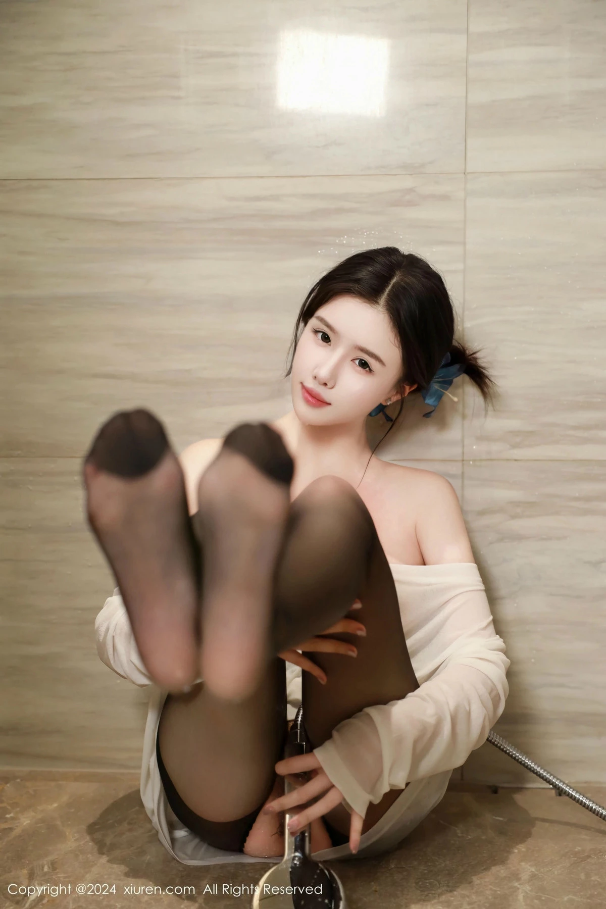 [[XiuRen秀人网]秀人网]No.9385_模特唐翩翩私房性感白色轻透上衣配开档黑丝秀完美身材诱惑写真66P