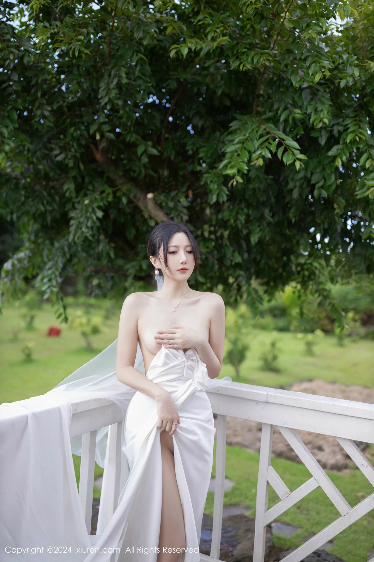 [[XiuRen秀人网]秀人网]No.9387_模特鱼子酱Fish婚礼主题性感白色婚纱配白丝袜秀曼妙身姿诱惑写真81P