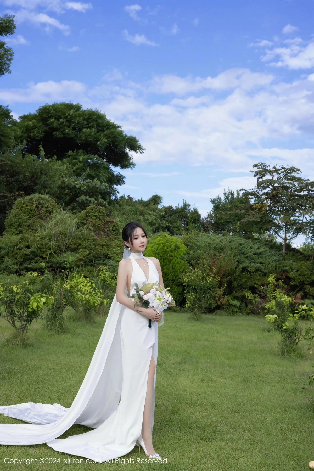 [[XiuRen秀人网]秀人网]No.9387_模特鱼子酱Fish婚礼主题性感白色婚纱配白丝袜秀曼妙身姿诱惑写真81P
