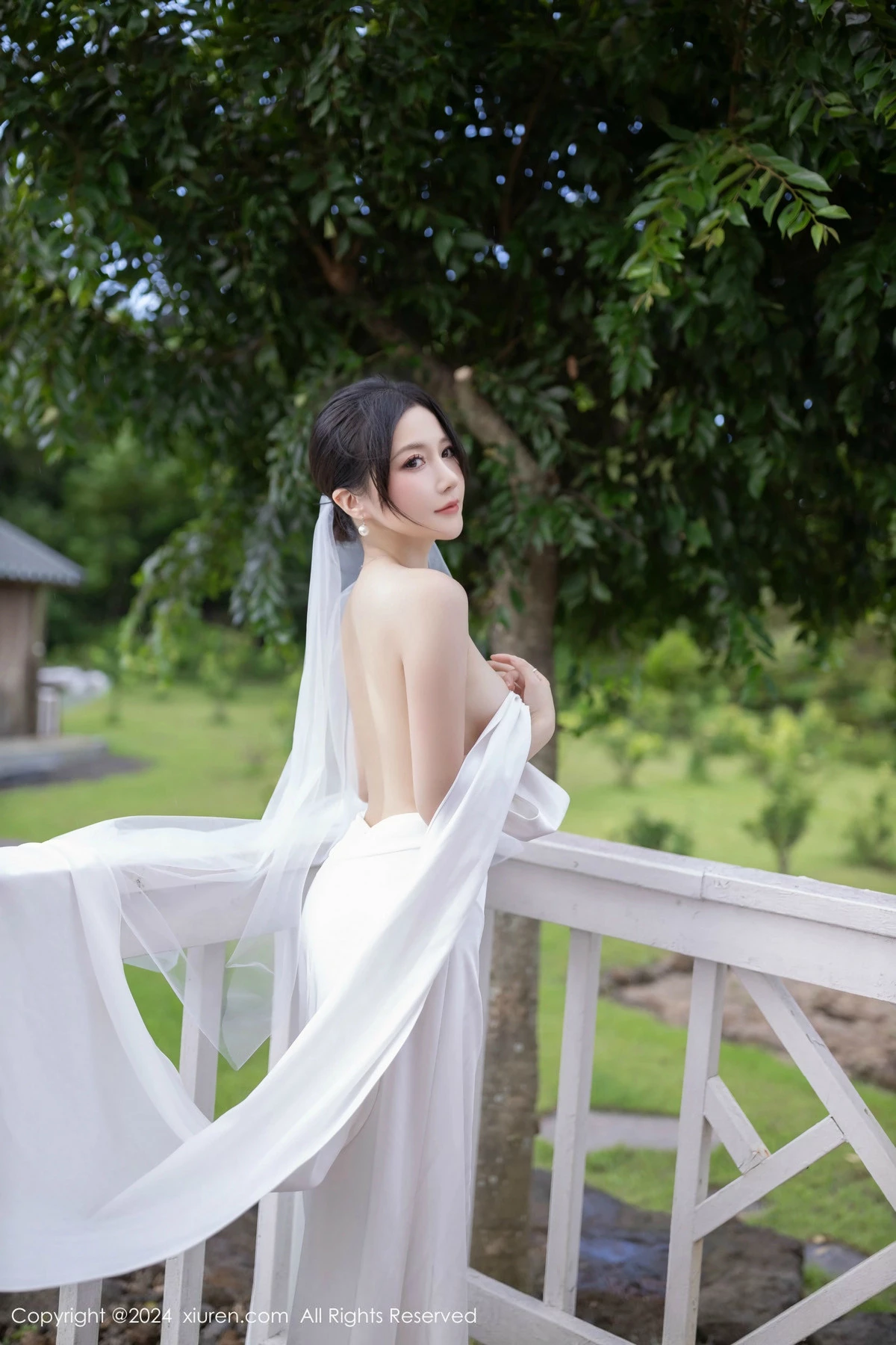 [[XiuRen秀人网]秀人网]No.9387_模特鱼子酱Fish婚礼主题性感白色婚纱配白丝袜秀曼妙身姿诱惑写真81P