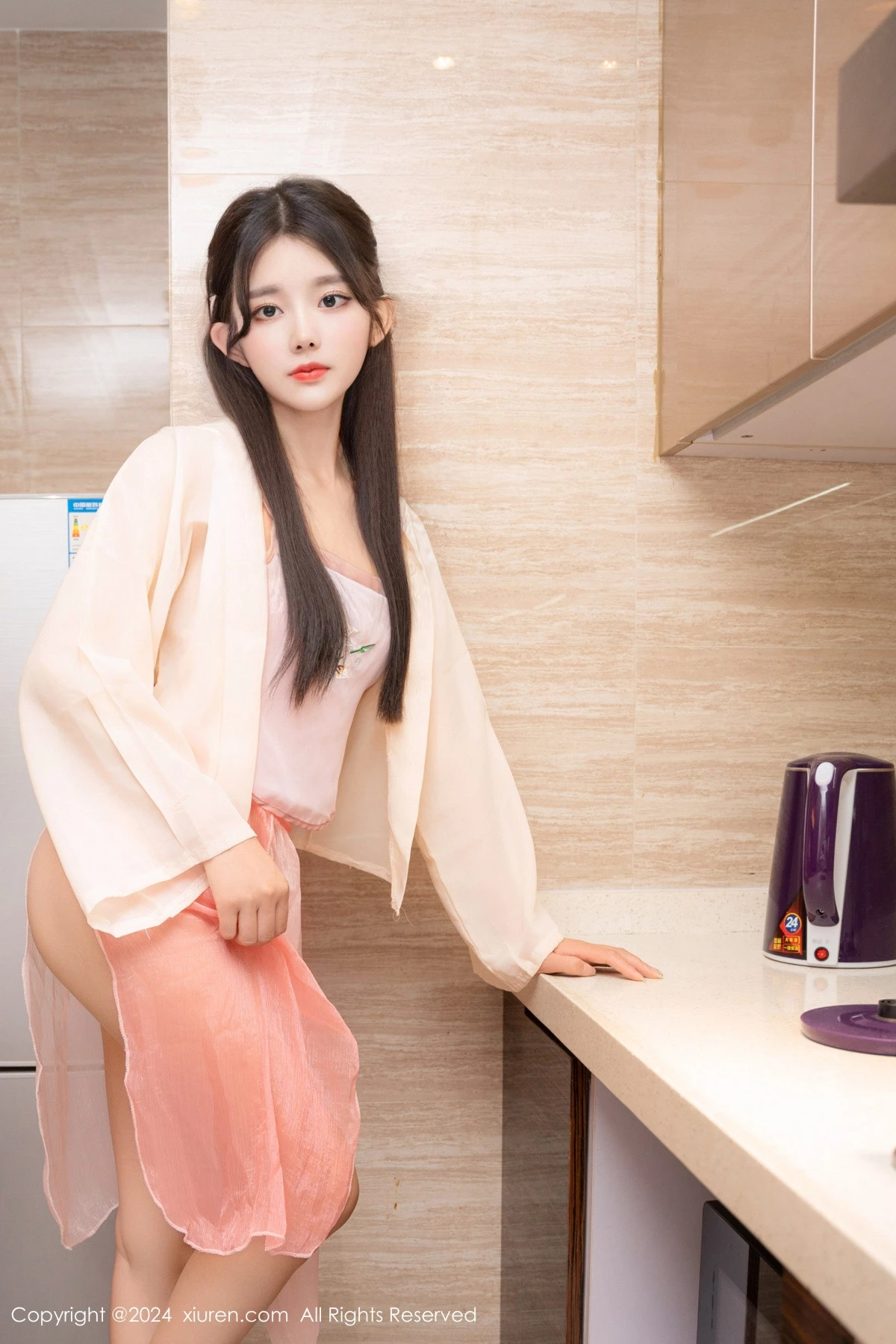 [[XiuRen秀人网]秀人网]No.9396_模特美少女@性感粉色古风薄纱服饰秀完美身材白嫩美腿诱惑写真76P