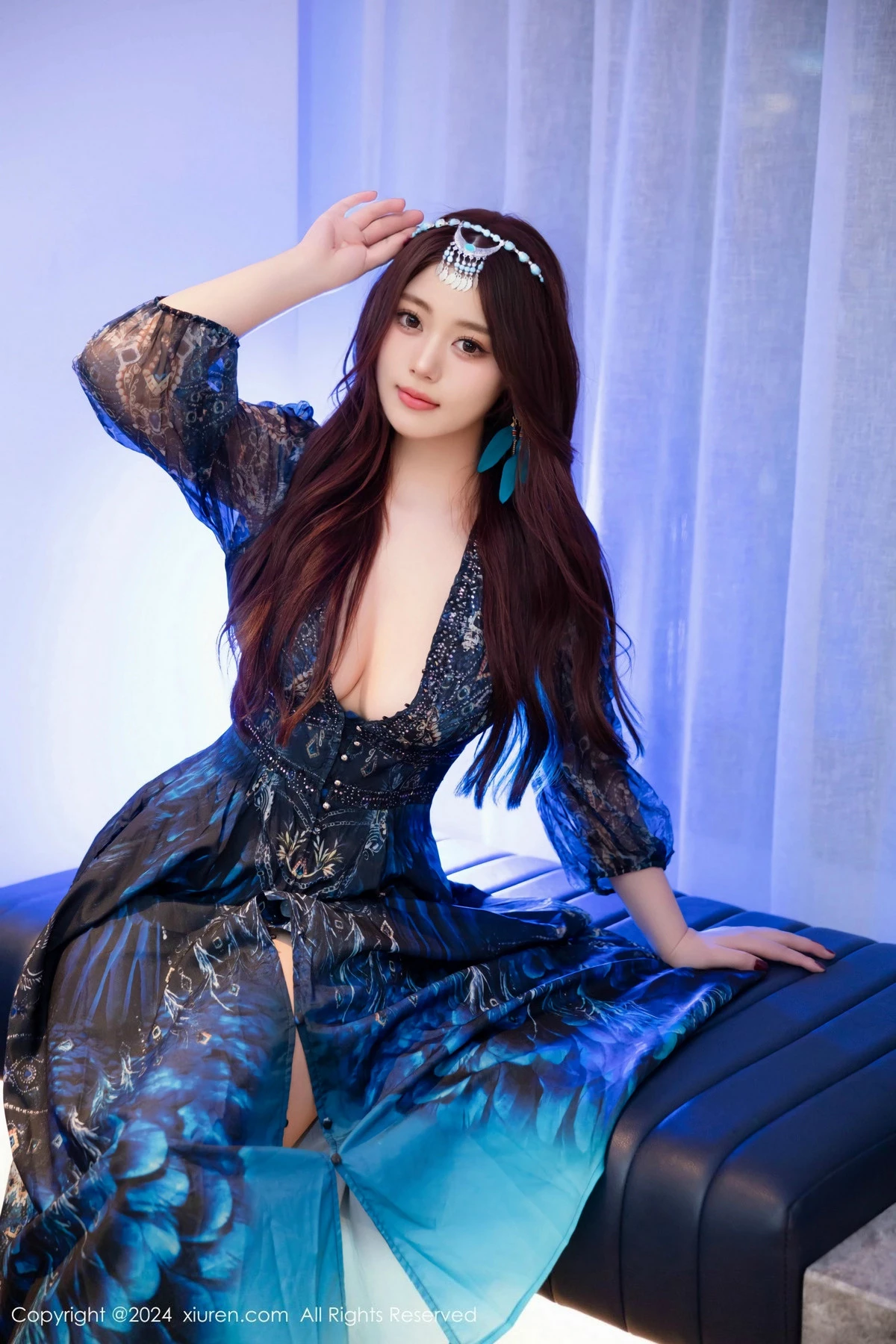 [[XiuRen秀人网]秀人网]No.9403_模特蛋蛋宝性感异域风情服露蕾丝内衣配开档黑丝秀翘臀诱惑写真78P