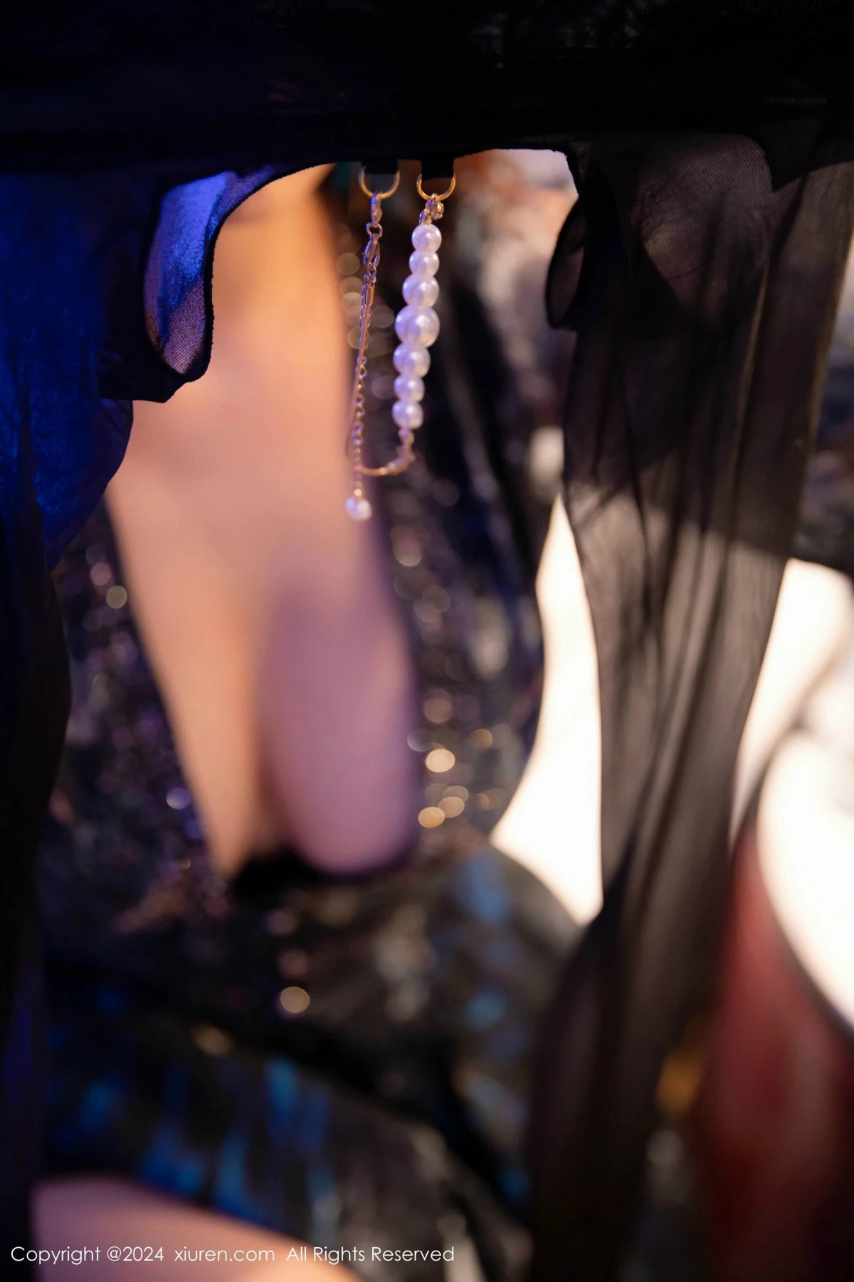 [[XiuRen秀人网]秀人网]No.9403_模特蛋蛋宝性感异域风情服露蕾丝内衣配开档黑丝秀翘臀诱惑写真78P