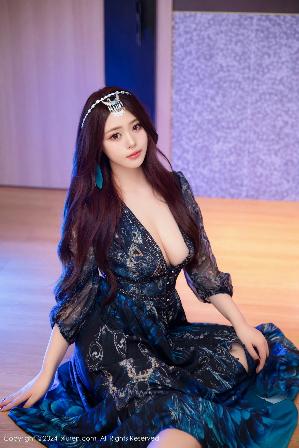 [[XiuRen秀人网]秀人网]No.9403_模特蛋蛋宝性感异域风情服露蕾丝内衣配开档黑丝秀翘臀诱惑写真78P