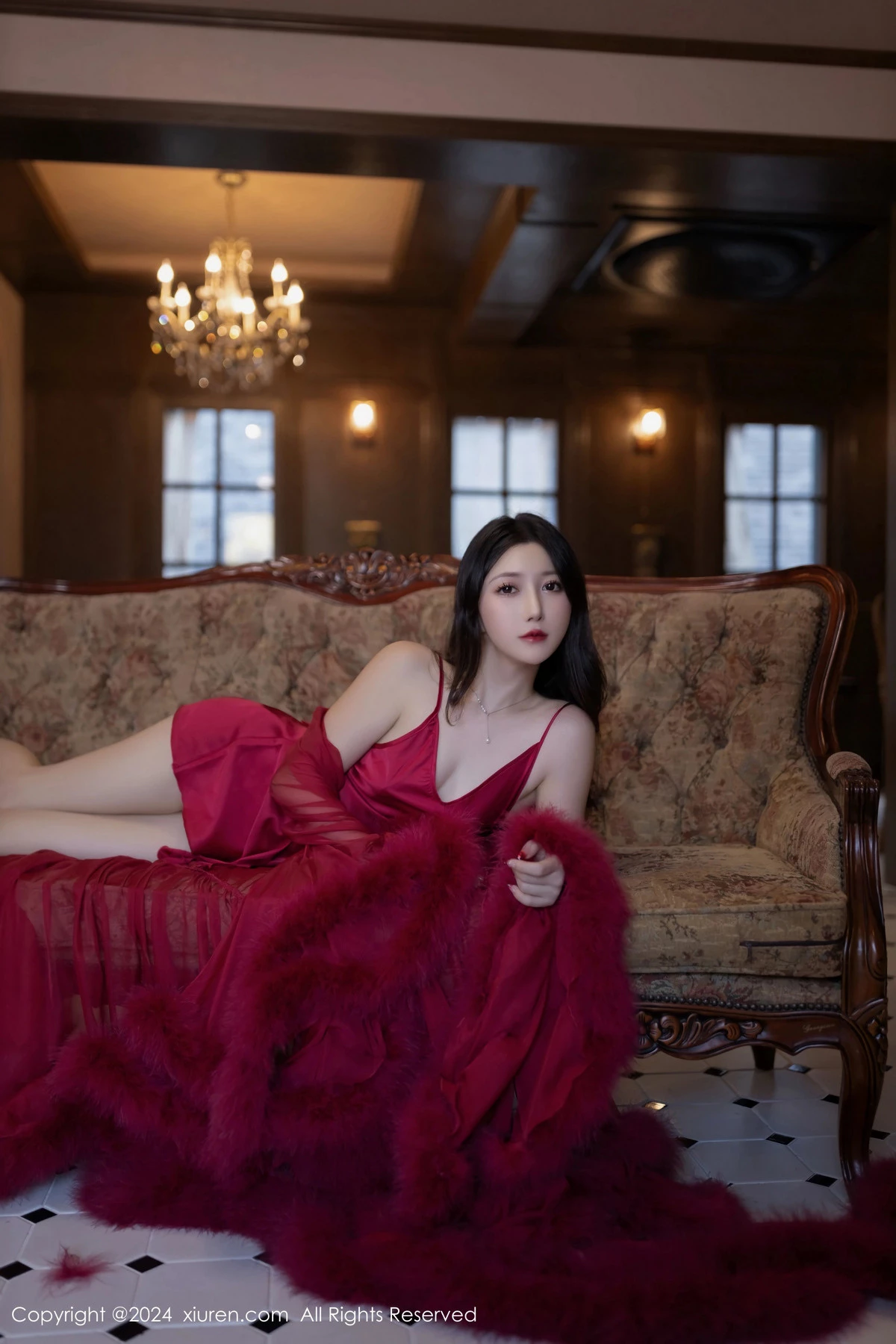 [[XiuRen秀人网]秀人网]No.9422_模特鱼子酱Fish红玫瑰主题红色吊带连衣裙秀曼妙身姿迷人诱惑写真80P