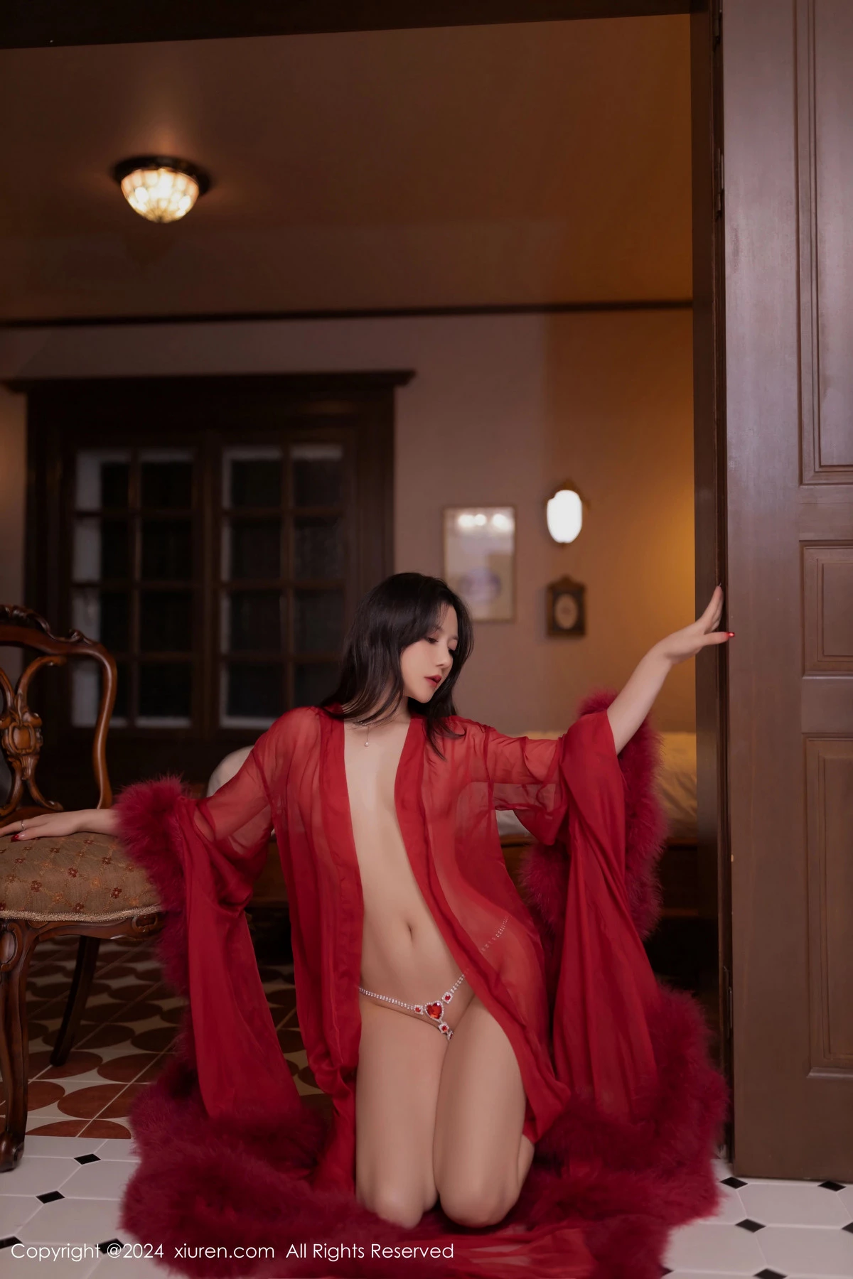 [[XiuRen秀人网]秀人网]No.9422_模特鱼子酱Fish红玫瑰主题红色吊带连衣裙秀曼妙身姿迷人诱惑写真80P