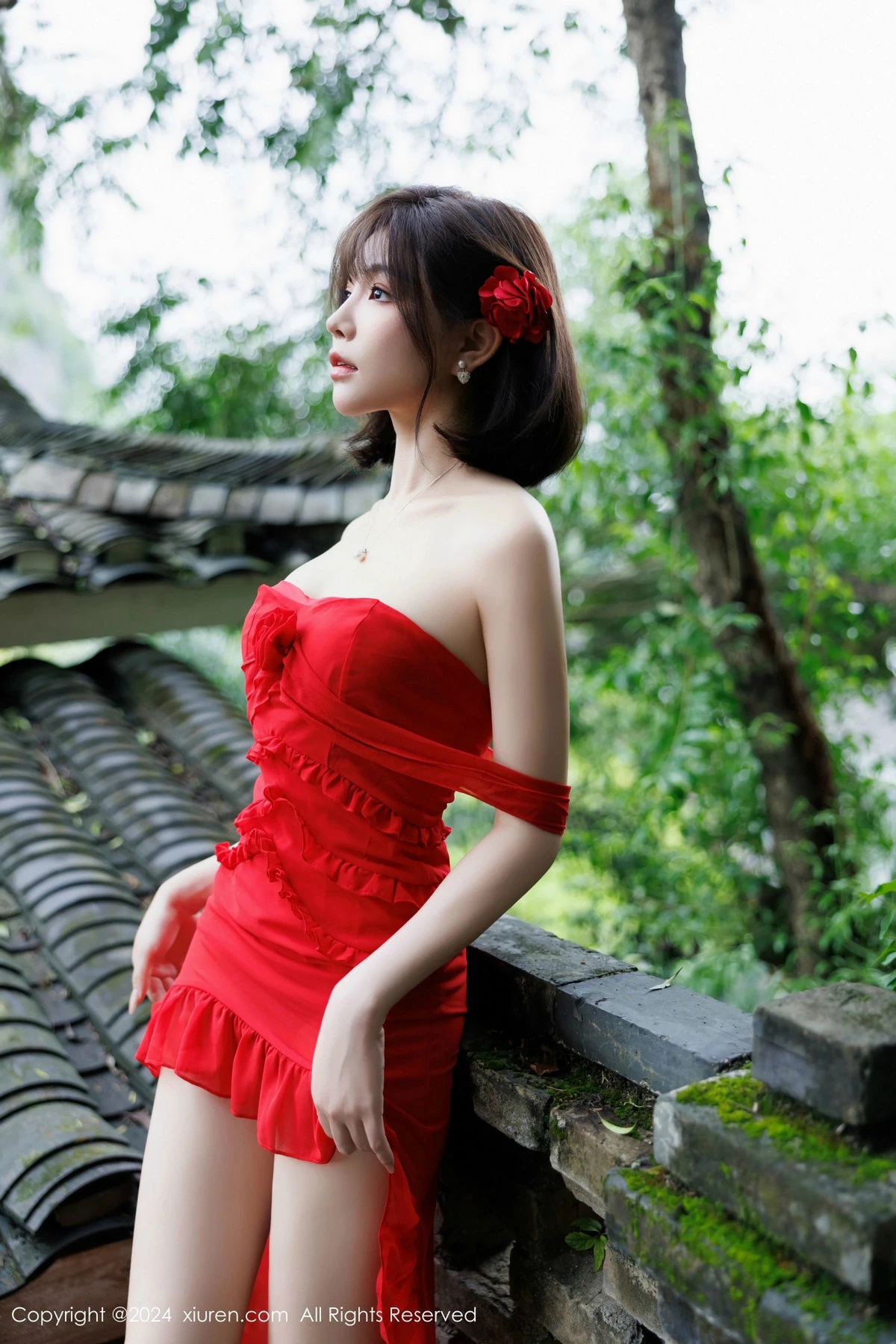 [[XiuRen秀人网]秀人网]No.9449_女神徐莉芝Booty红色连衣裙露蕾丝情趣内衣秀曼妙身姿诱惑写真101P