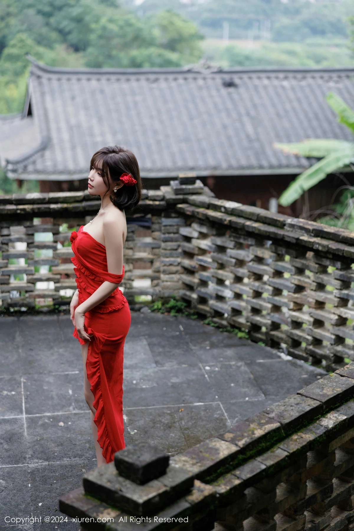 [[XiuRen秀人网]秀人网]No.9449_女神徐莉芝Booty红色连衣裙露蕾丝情趣内衣秀曼妙身姿诱惑写真101P