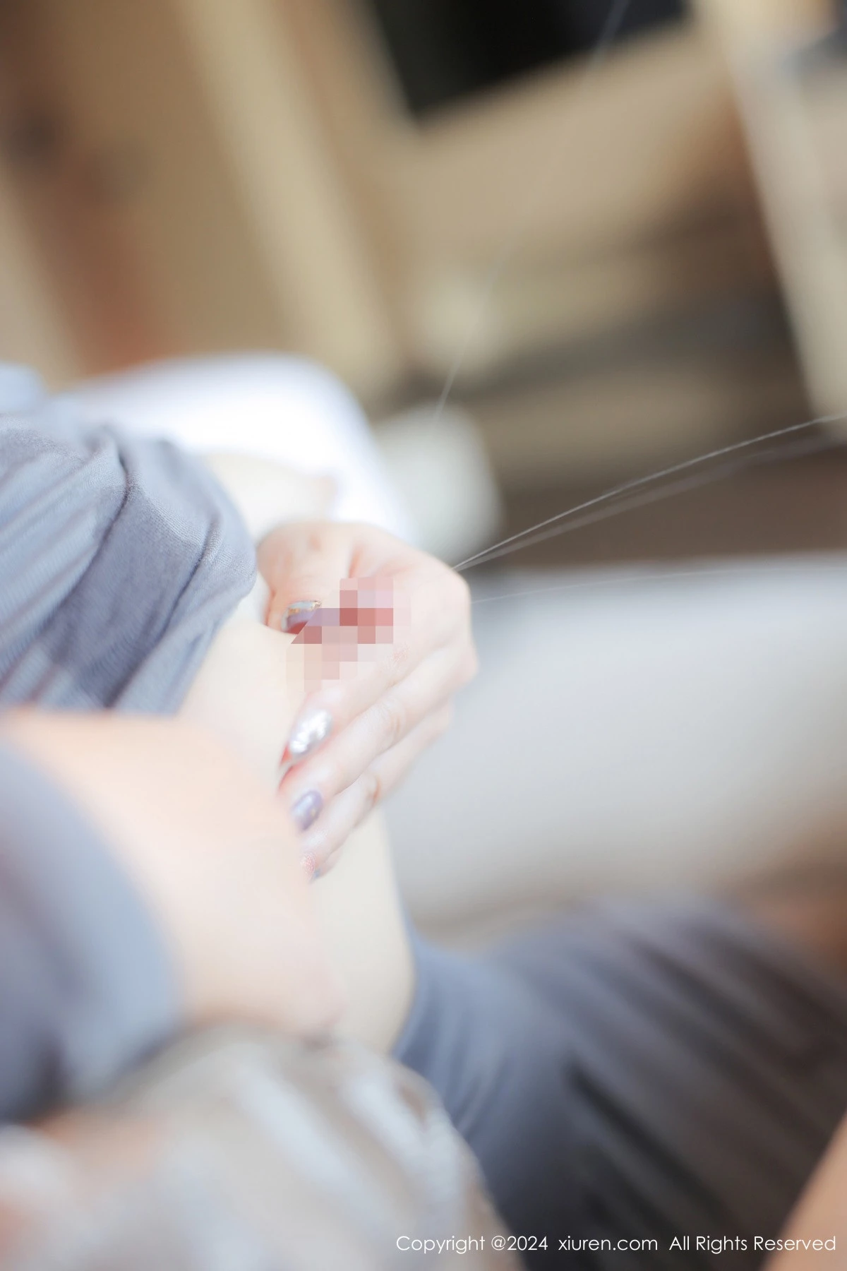 [[XiuRen秀人网]秀人网]No.9325_模特白洁Bessie性感灰色紧身服饰配黑丝袜秀丰满身材诱惑写真80P