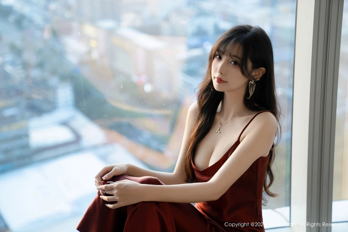 [[XiuRen秀人网]秀人网]No.9336_模特林星阑性感红色连衣长裙露黑色情趣内衣秀曼妙身姿诱惑写真85P