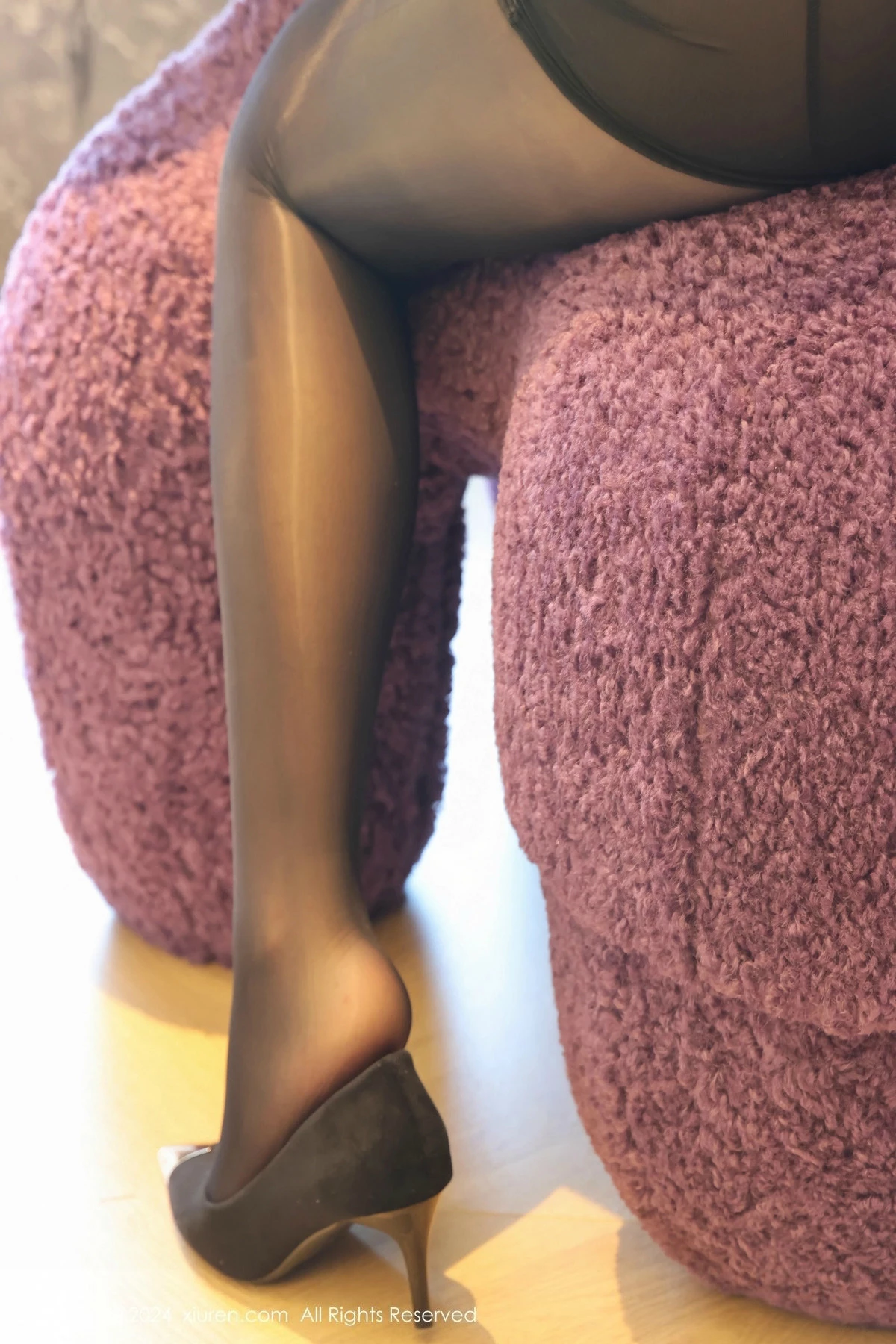 [[XiuRen秀人网]秀人网]No.9347_模特小薯条nienie性感黑色内衣配黑丝袜秀完美身材撩人诱惑写真102P