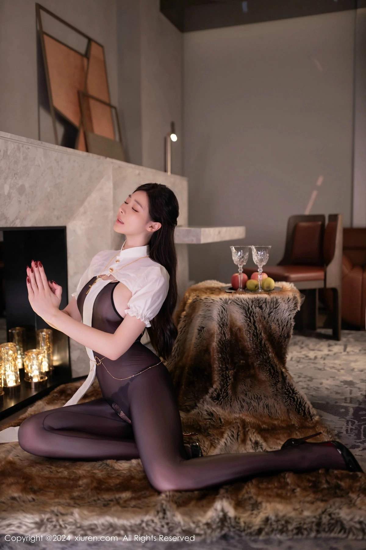 [[XiuRen秀人网]秀人网]No.9350_模特小逗逗性感白上衣配超薄连体黑丝秀曼妙身姿惹火诱惑写真79P