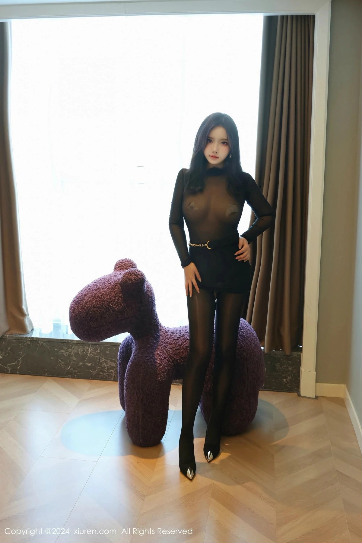 [[XiuRen秀人网]秀人网]No.9347_模特小薯条nienie性感黑色内衣配黑丝袜秀完美身材撩人诱惑写真102P