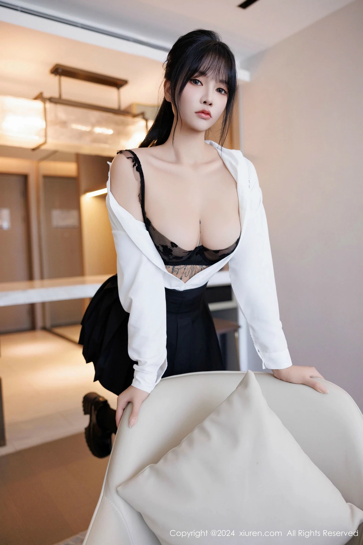 [[XiuRen秀人网]秀人网]No.9505_模特娜比私房性感黑色蕾丝内衣配超薄肉丝秀凹凸身材诱惑写真88P