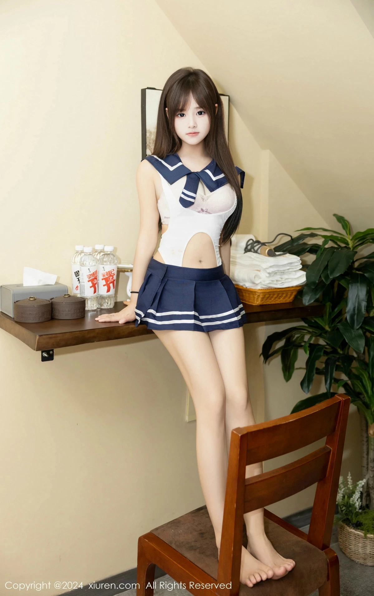 [[XiuRen秀人网]秀人网]No.9514_模特叶初雪性感白色情趣制服露白色内衣秀完美身材撩人诱惑写真68P