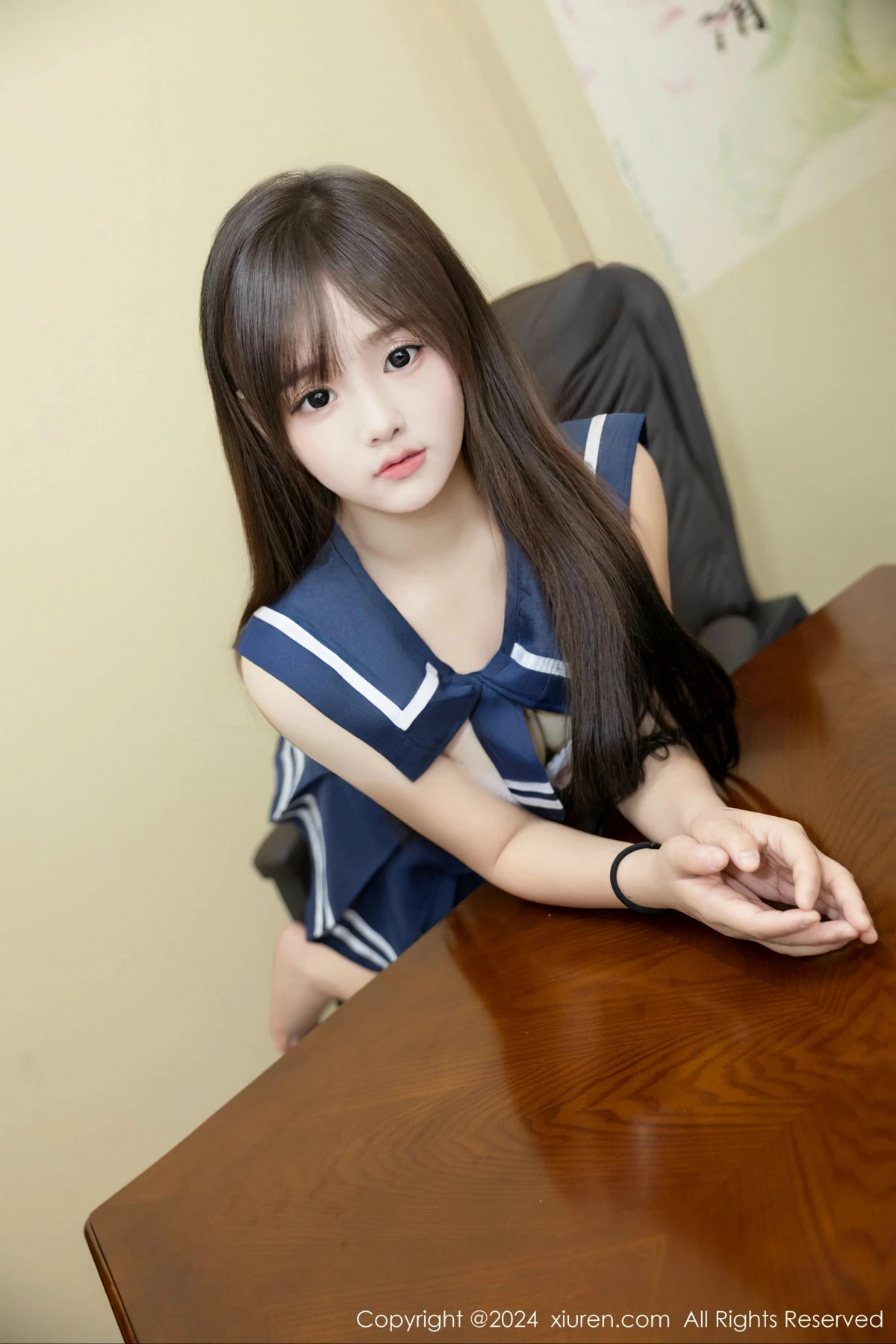 [[XiuRen秀人网]秀人网]No.9514_模特叶初雪性感白色情趣制服露白色内衣秀完美身材撩人诱惑写真68P