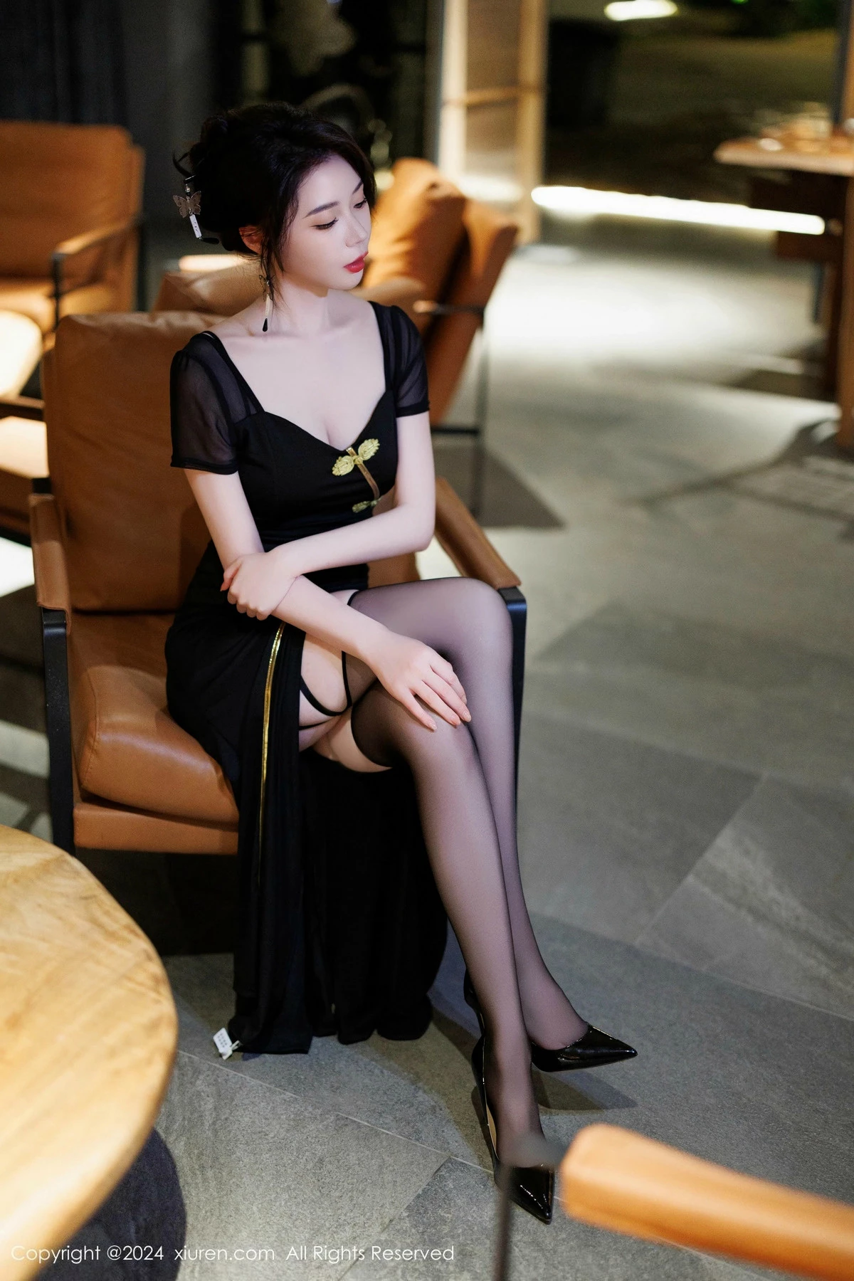 [[XiuRen秀人网]秀人网]No.9526_模特梦心玥性感黑色连衣裙+白色情趣服饰秀高挑曼妙身姿诱惑写真86P